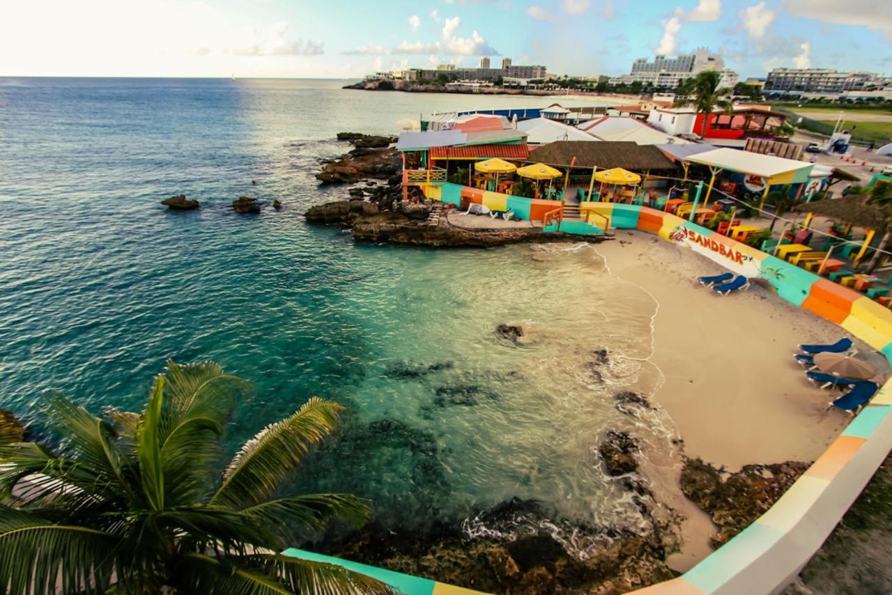 Maho Beach House - Grand Ocean Suite Exterior photo